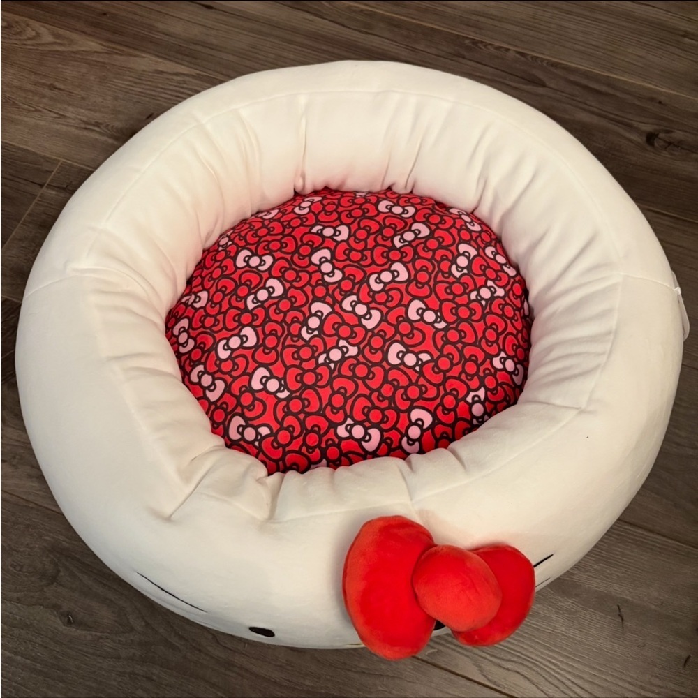 New Hello Kitty Sanrio Pet Bed Squishmallow style - Picture 4 of 11